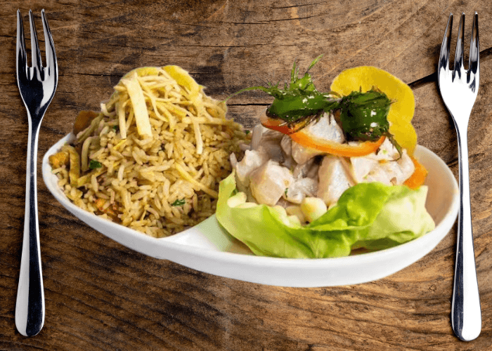 Ceviche de Pescado C/ Chaufa Marisco